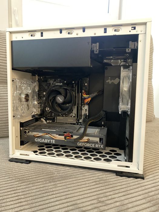 Komputer gamingowy / RTX 4060 / Ryzen 5 5600 / 32 GB RAM