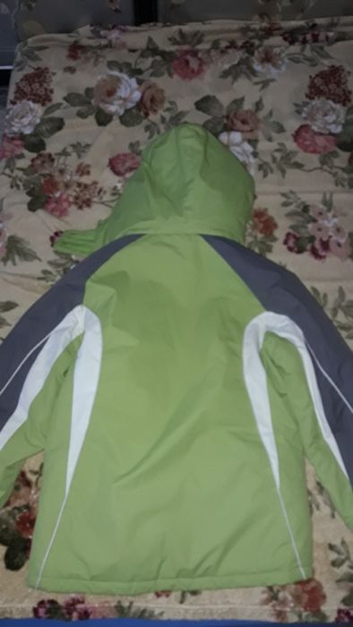 Найк,женская курточка,зимняя куртка,спортивная куртка