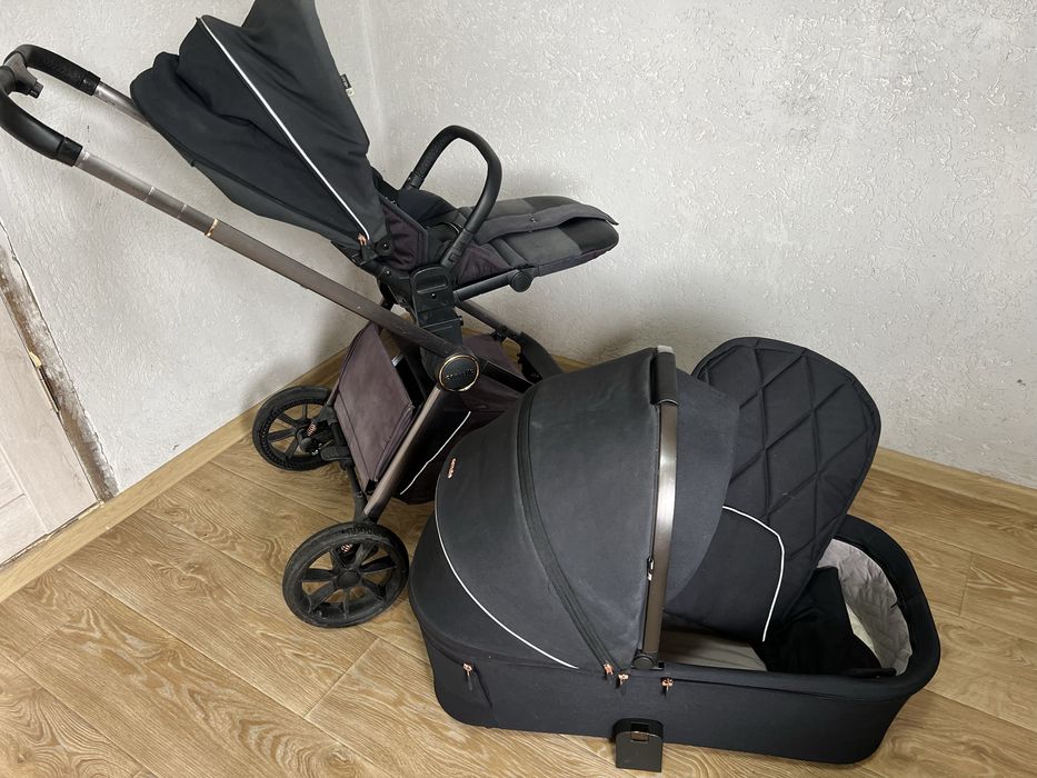 Продам дитячу коляску