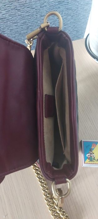 Невелика сумочка GUCCI
