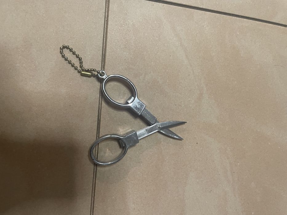 Male nozyczki skladane z brelokiem