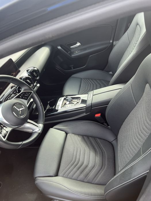 Mercedes A200 Standard gasolina de 2024