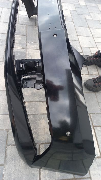 Skoda Fabia 3 14-18 zderzak przód przedni czarny lf9r czujniki pdc