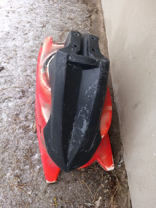 Błotnik przód Aprilia SX 125 nadkole przednie przedniego koła cross A4