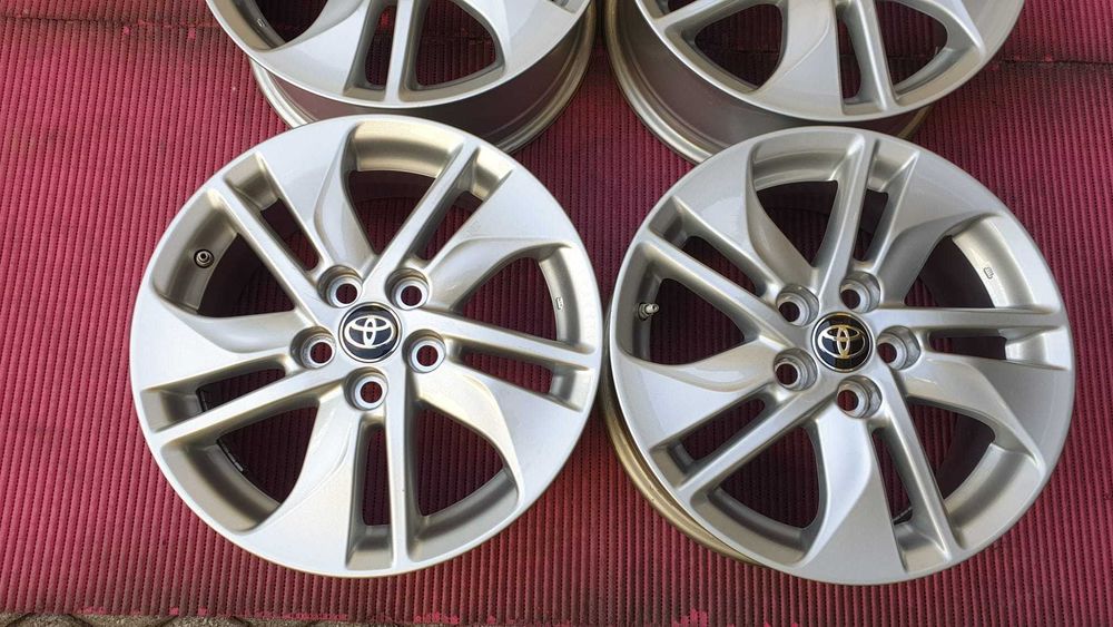4267-Jantes 15 5x100 Originais Toyota Yaris