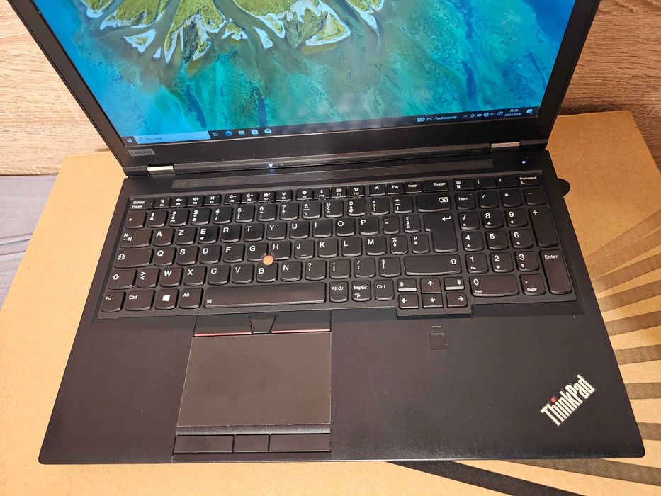 Lenovo P52 i7-8850H 32GB 15 cali 512SSD NVIDIA Quadro P2000