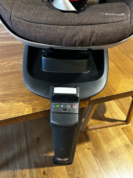 Fotelik Maxi-Cosi 2wayPearl + baza 2way fix (isofix)