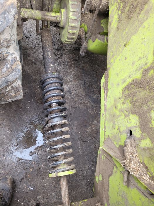 Siłownik gardzieli claas protector