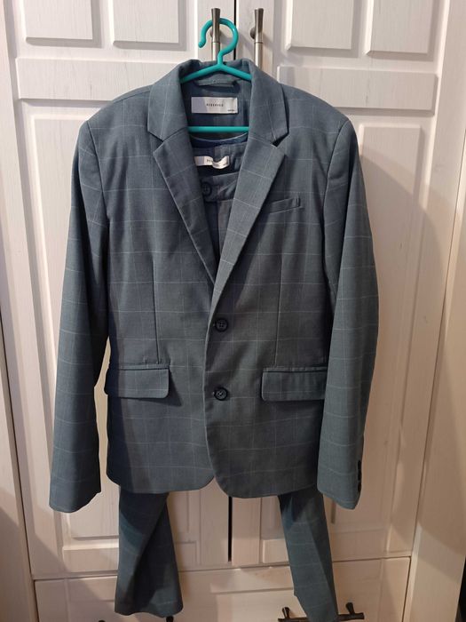 Garnitur rozmiar 140 Reserved