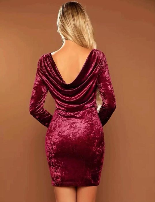 Vestidos vemelhos em veludo tam M & tam S marca SHEIN usados 1 vez