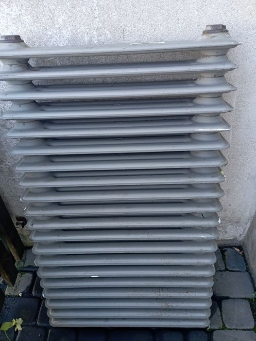 Grzejnik stalowy członowy żeberkowy