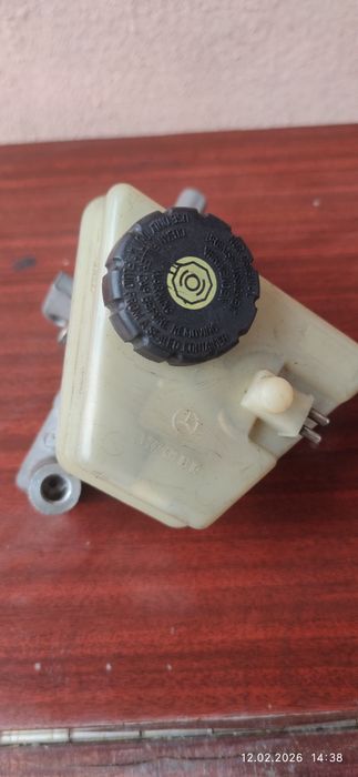 Главный тормозной цилиндр Мерседес w210