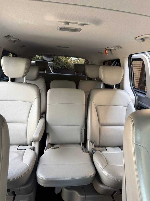 Hyundai Grand Starex 2017 VIN KMJWA37KBHU897038 фото оголошення 9 з 21