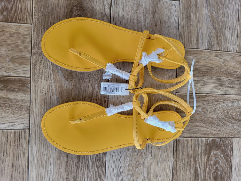 Żółte płaskie sandały damskie japonki 36 Parfois