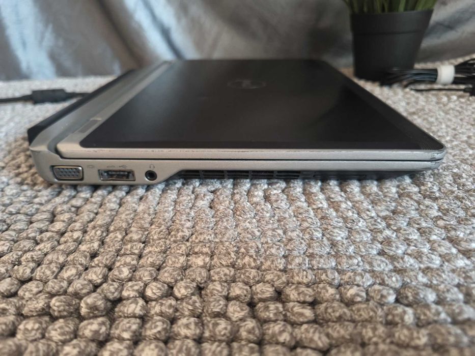 Dell Latitude 13.3' Core i5 3.30 GHz SSD HDMI Stacja Dokujaca + Myszki