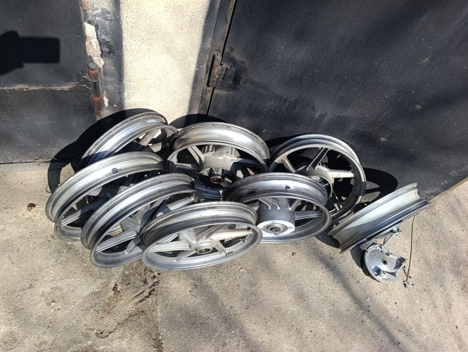 Передній колісний диск honda cb 500 17"