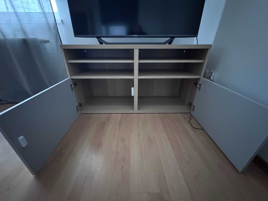 szafka rtv plus dwa stoliki