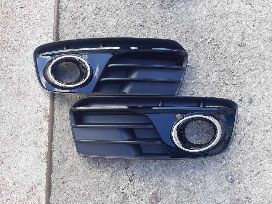 Решітка туманки Audi Q5