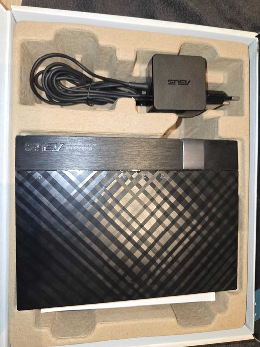 Router ASUS RT-AC56U