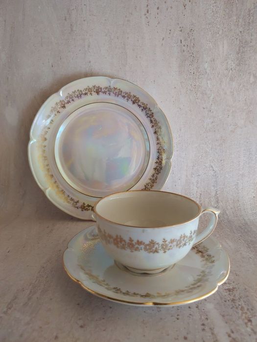 Винтажная чайная тройка