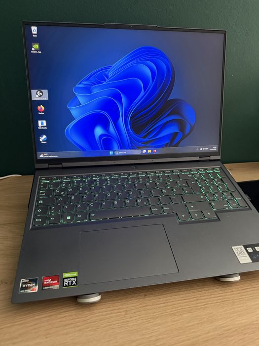 Lenovo Legion Pro RTX 3070 ryzen 7 16gb ram