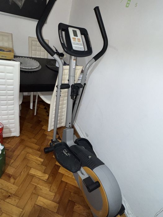Elíptica – Excelente estado | Ideal para exercício em casa