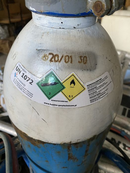 Butle z palnikiem acetylo-tlenowym