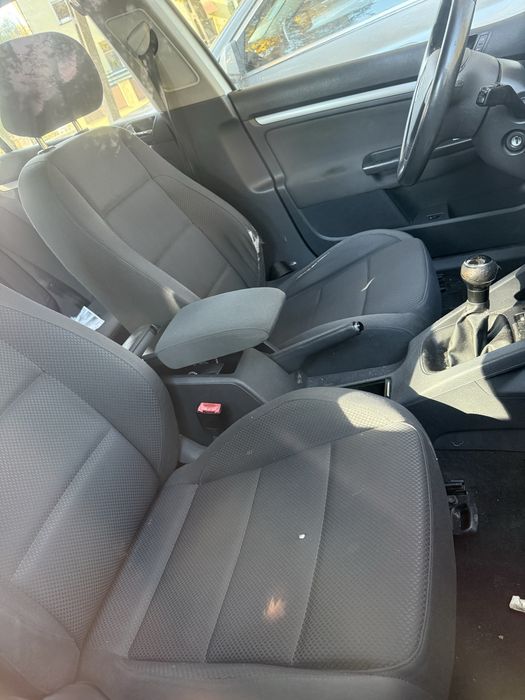 Sprzedam golfa 5 2.0 tdi