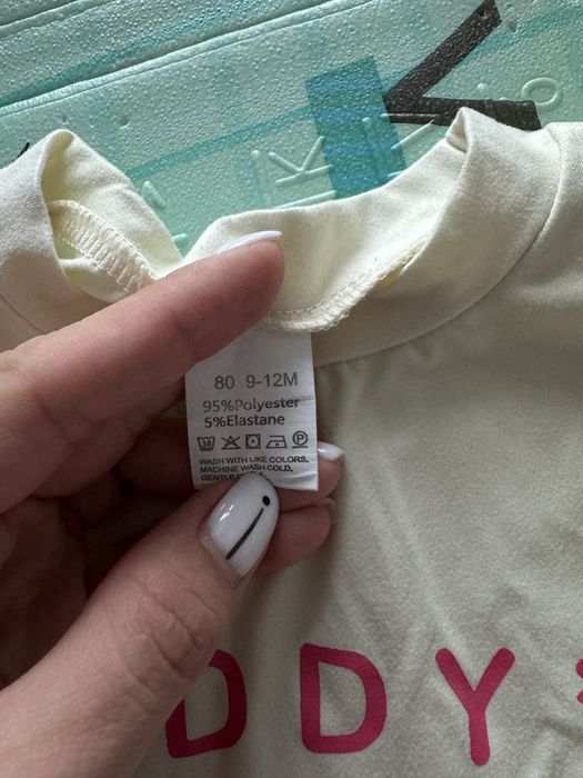 Літній костюмчик для дівчинки