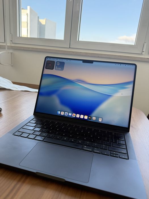 MacBook Pro 14” M3 Pro | 18GB | 512GB SSD | Space Black + Capa Oferta