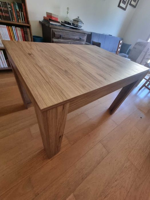 Mesa de jantar extensível