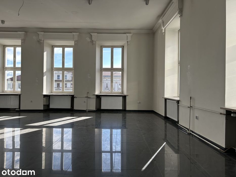 Lokal komercyjno mieszkalny - Wadowice rynek