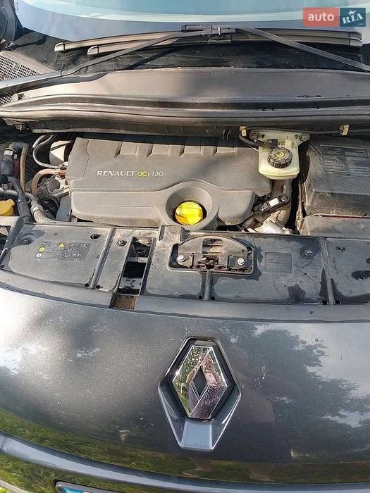 продам Renault Grand Scenic 2010