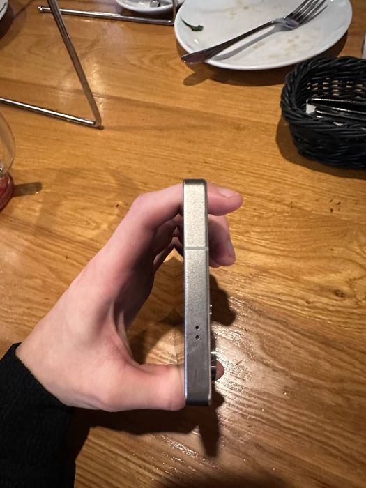 Samsung Galaxy S25 Ultra 256gb.