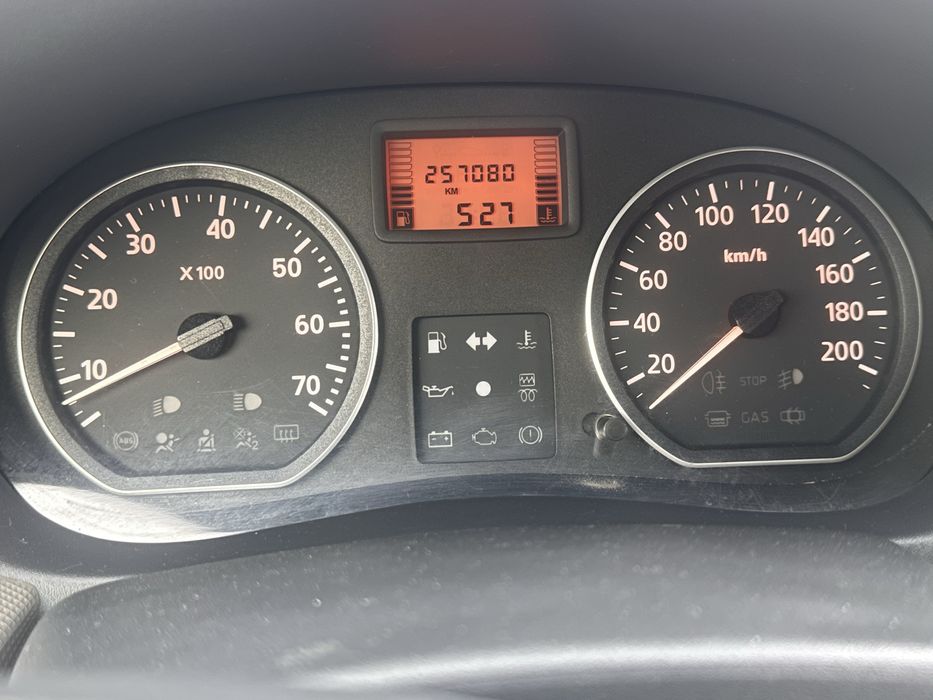 Dacia logan 1.4 один власник