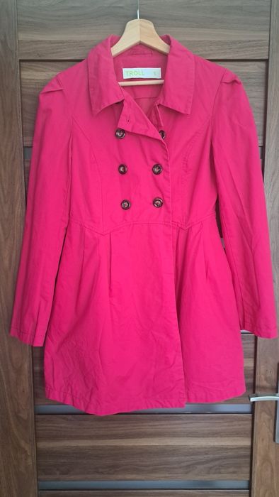 Płaszcz damski dwurzędowy