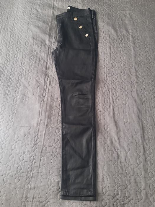 Spodnie czarne r 42