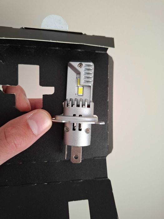 Lâmpada LED Osram H4