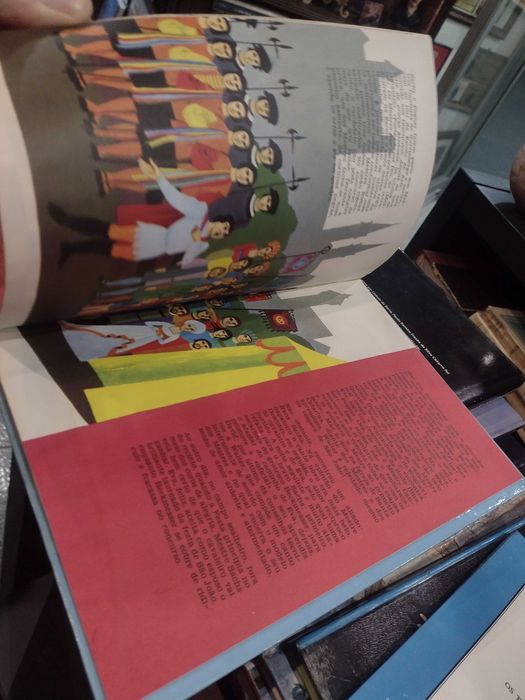 O Teatro e As Marinhas  "Livraria Timun Mas"