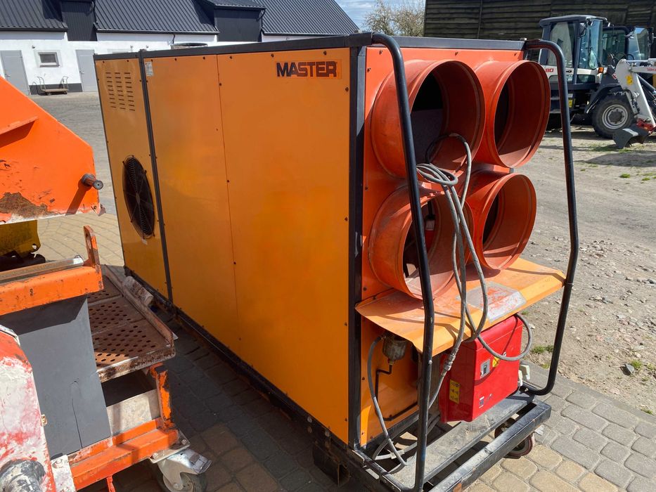 Nagrzewnica olejowa Master BV 690 FTR - z odprowadzeniem spalin 2015r 220kW