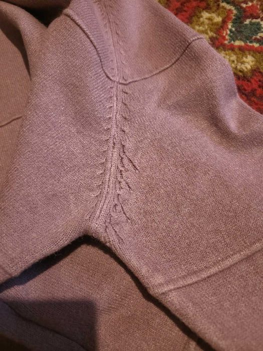 Подарую кофтинки, розмір 42-46