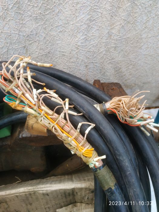 Кабель медный 52-х жильный.