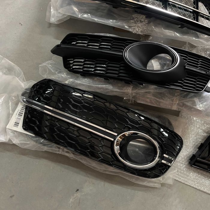 Бокові решітки в бампер Audi, решетки бампера ауди a1 a3 a4 a5 a6 a7