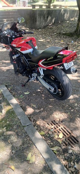 Yamaha FZS 600 (FAZER)