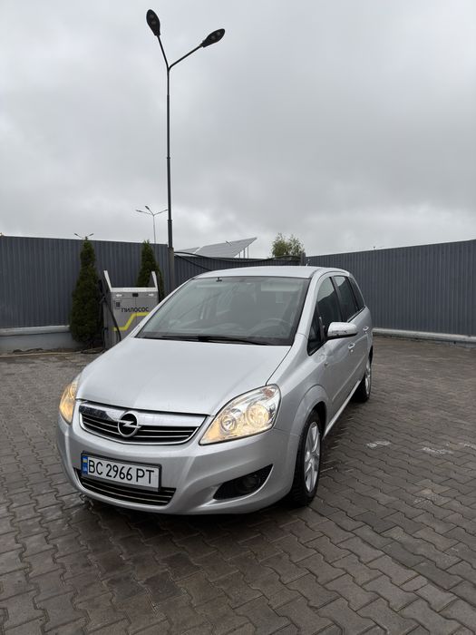 Opel Zafira 1.7 tdi , 2010 рік