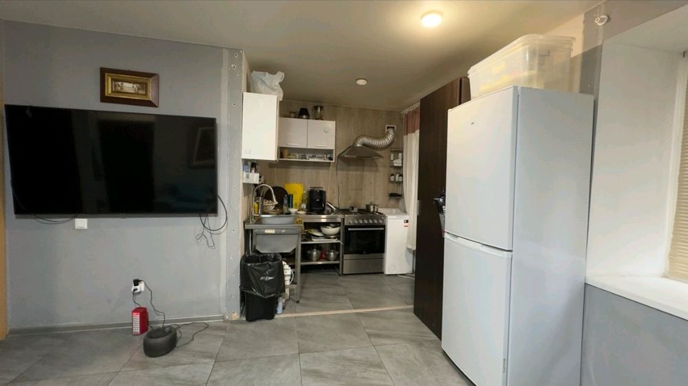 Продам квартиру  безопасный этаж