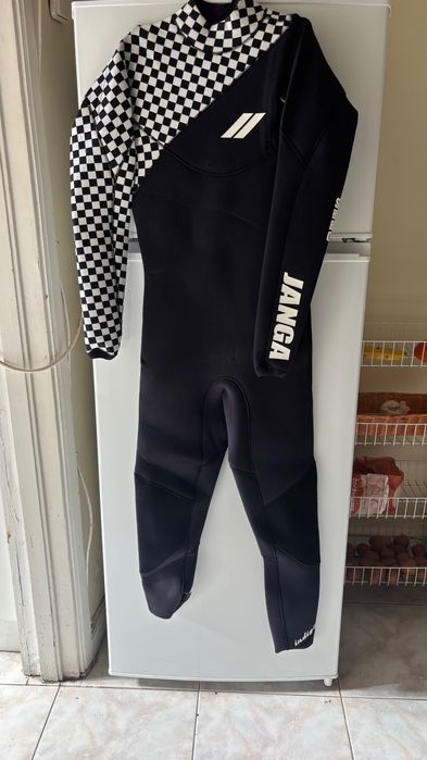 Fato Neoprene Surf Janga S – Pouco Usado