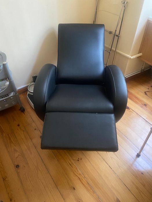 Cadeirão / poltrona reclinavel bom estado