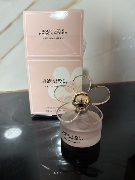 Marc Jacobs daisy love so sweet