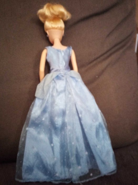 Лялька Попелюшка від Дісней